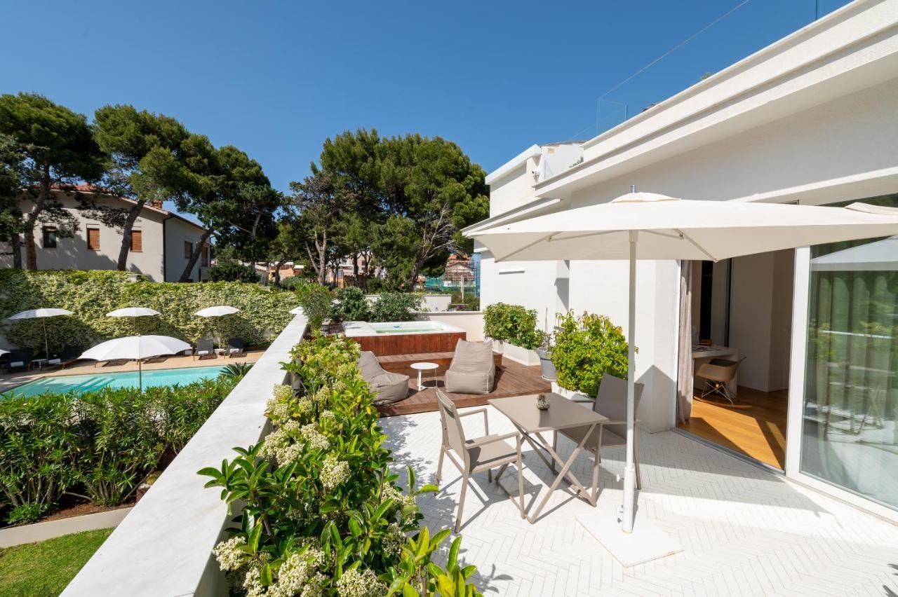 Unico Boutique Hotel D'Arte Mondello Exteriör bild