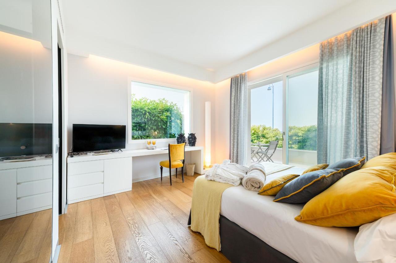 Unico Boutique Hotel D'Arte Mondello Exteriör bild