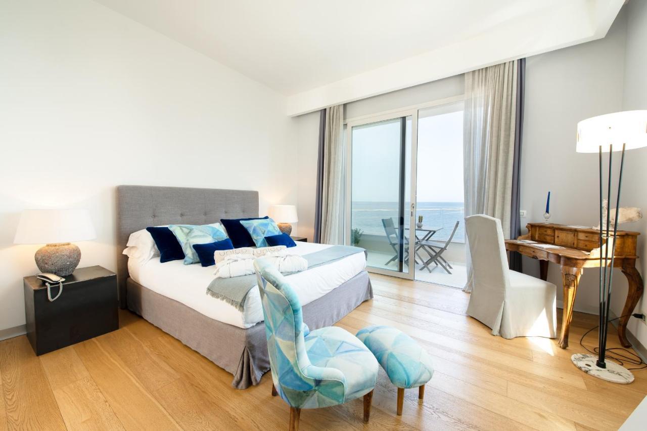 Unico Boutique Hotel D'Arte Mondello Exteriör bild